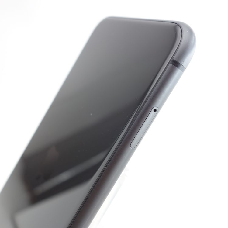 ��SIM�ե꡼��iPhone11 64GB �֥�å� ����73�� �������¡�