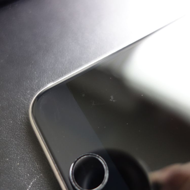 ��SIM�ե꡼��iPhoneSE3 64GB �������饤�� ����92�� �������¡�