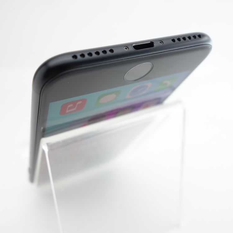 ��SIM�ե꡼��iPhoneSE2 64GB �֥�å� ����99�� �������¡�