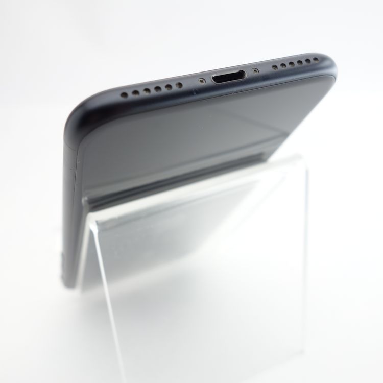 ��SIM�ե꡼��iPhoneSE2 64GB �֥�å� ����88�� �������¡�