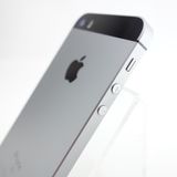 ��SIM�ե꡼��iPhoneSE 64GB ���ڡ������쥤 ����100�� Apple���ȥ���
