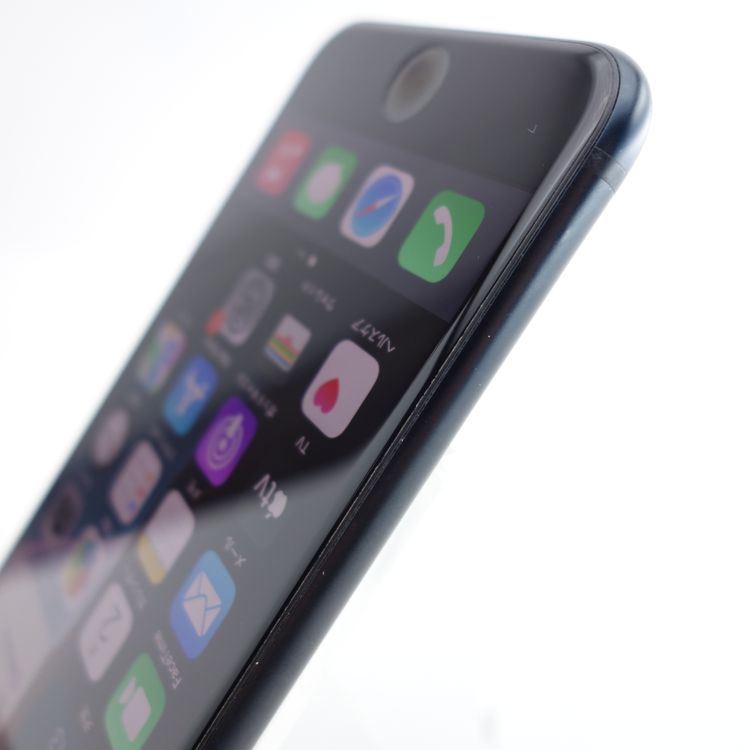 ��SIM�ե꡼��iPhoneSE3 128GB �ߥåɥʥ��� ����84�� �������¡�