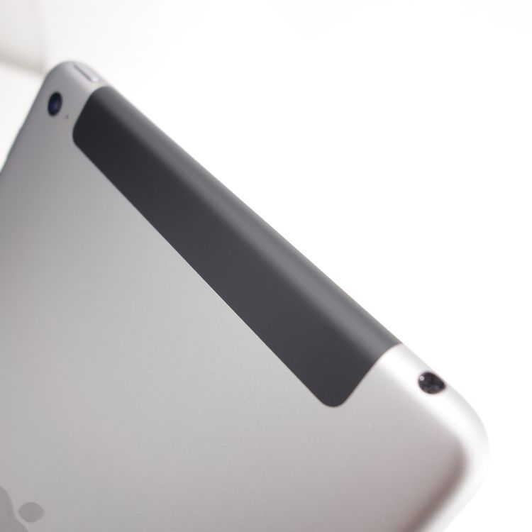 ��7.9�������iPad mini 4 128GB ���ڡ������쥤 ����97�� SIM�ե꡼