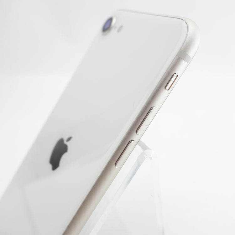 ��SIM�ե꡼��iPhoneSE3 64GB �������饤�� ����94�� �������¡�