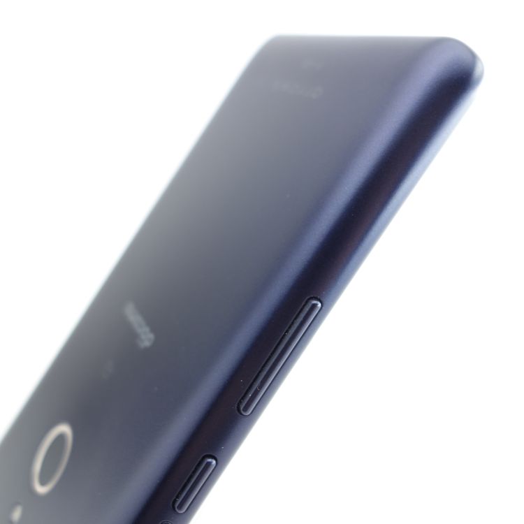 ��SIM�ե꡼��arrows Be4 Plus F-41B �֥�å� �������¡� docomo��