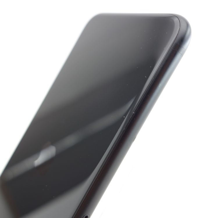 ��SIM�ե꡼��iPhoneSE2 64GB �֥�å� ����100�� �������¡�