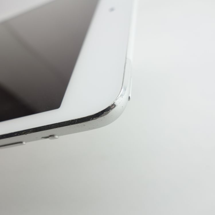 ��7.9�������iPad mini Retina 16GB ����С� ����76�� SIM�ե꡼