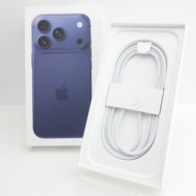 ��SIM�ե꡼��iPhone17 Pro 256GB �ǥ����ץ֥롼 ����90�� �������¡�