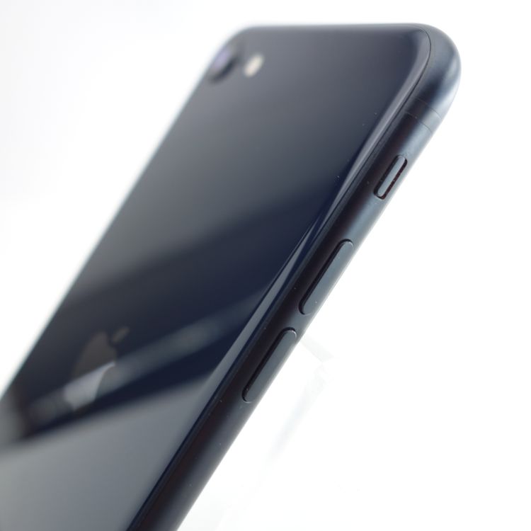 ��SIM�ե꡼��iPhoneSE3 128GB �ߥåɥʥ��� ����84�� �������¡�