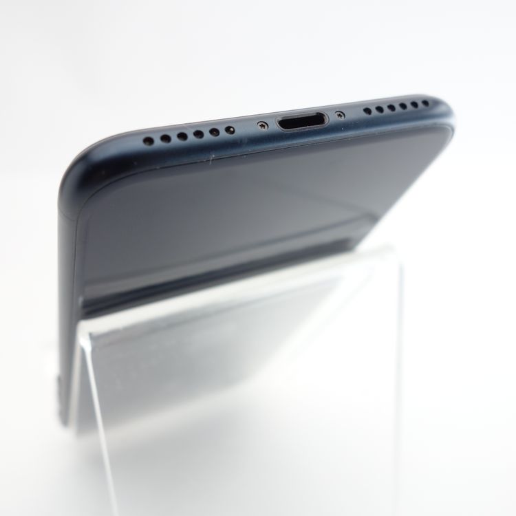 ��SIM�ե꡼��iPhoneSE3 128GB �ߥåɥʥ��� ����99�� �������¡�