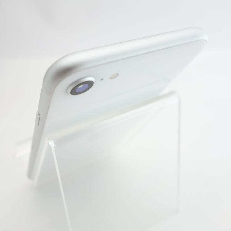 ��SIM�ե꡼��iPhoneSE2 128GB �ۥ磻�� ����100�� �������¡�