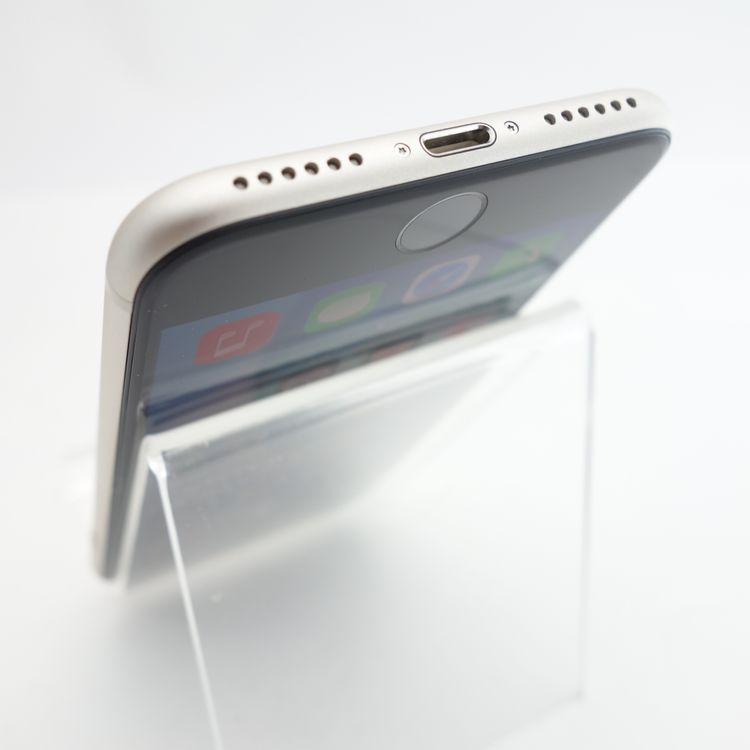 ��SIM�ե꡼��iPhoneSE3 64GB �������饤�� ����100�� �������¡�