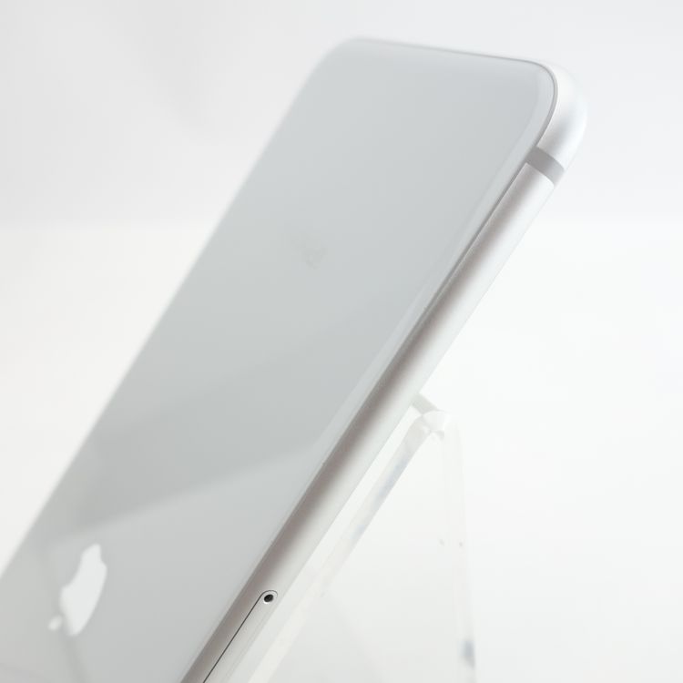 ��SIM�ե꡼��iPhone8 64GB ����С� ����86�� �������¡�