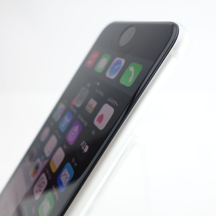 ��SIM�ե꡼��iPhoneSE2 64GB �ۥ磻�� ����100�� ����������