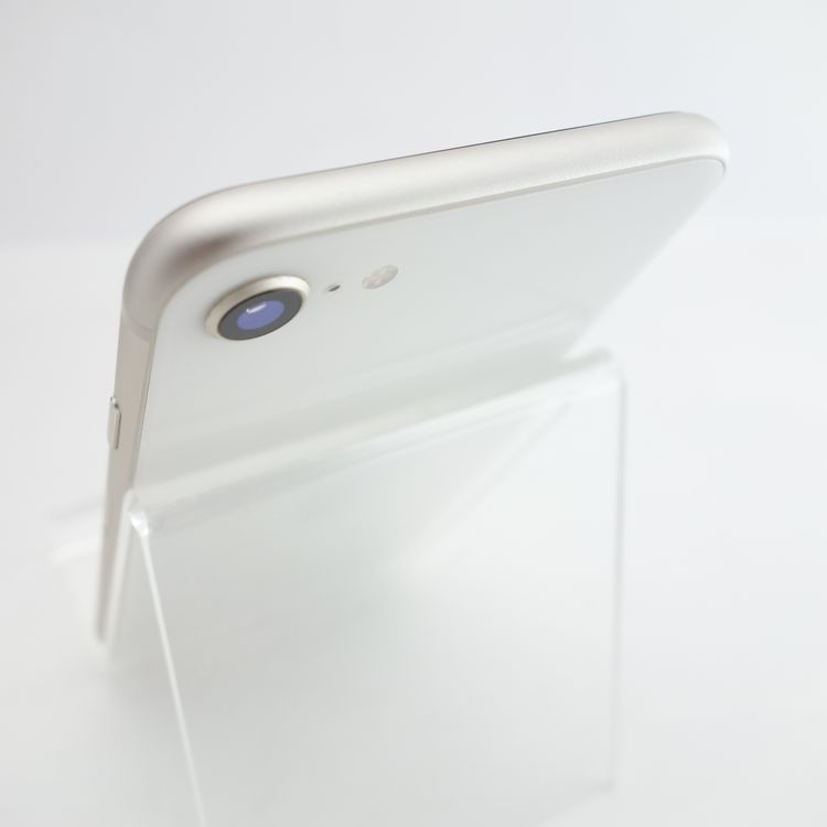 ��SIM�ե꡼��iPhoneSE3 128GB �������饤�� ����83�� �������¡�