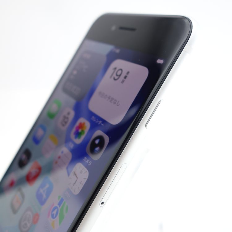 ��SIM�ե꡼��iPhoneSE2 128GB �ۥ磻�� ����84�� �������¡�