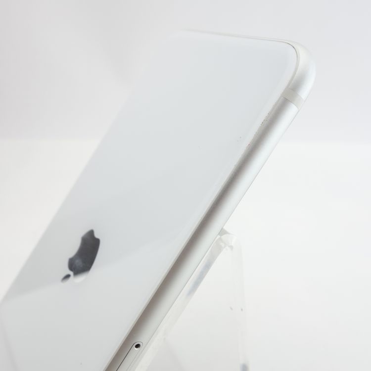 ��SIM�ե꡼��iPhoneSE2 64GB �ۥ磻�� ����87�� �������¡�