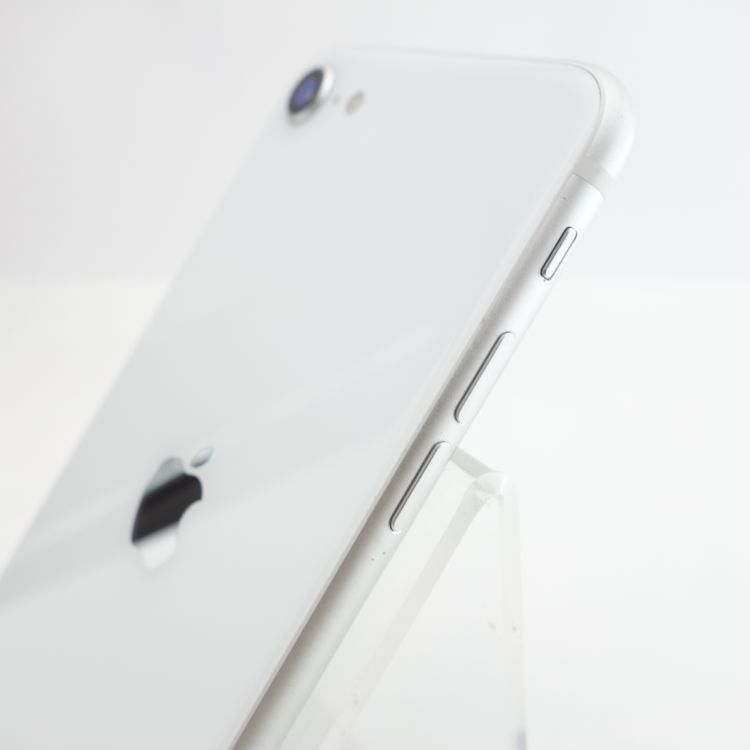 ��SIM�ե꡼��iPhoneSE2 64GB �ۥ磻�� ����94�� �������¡�