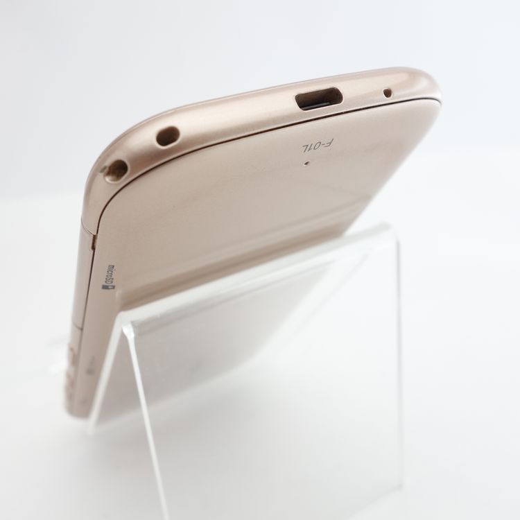 ��SIM�ե꡼�ۤ餯�餯���ޡ��ȥե��� me F-01L ������� �������¡�