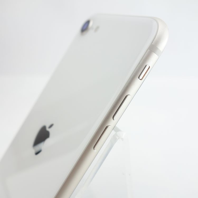 ��SIM�ե꡼��iPhoneSE3 64GB �������饤�� ����87�� ���������ݾ�