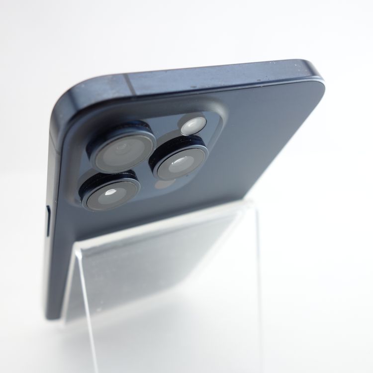 ��SIM�ե꡼��iPhone15 Pro Max 256GB �֥롼�����˥��� ����85��