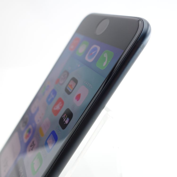 ��SIM�ե꡼��iPhoneSE3 64GB �ߥåɥʥ��� ����96�� �������¡�