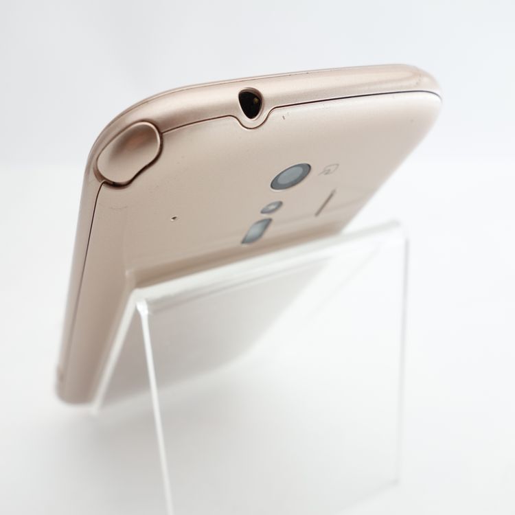 ��SIM�ե꡼�ۤ餯�餯���ޡ��ȥե��� me F-01L ������� �������¡�