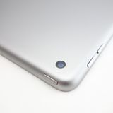 ��9.7�������iPad ��5���� 32GB ���ڡ������쥤 ����90�� Wi-Fi��ǥ�