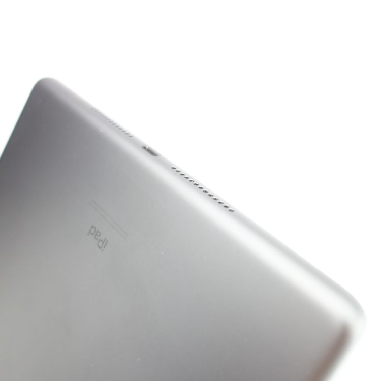 ��10.2�������iPad ��7���� 32GB ���ڡ������쥤 ����100�� SIM�ե꡼