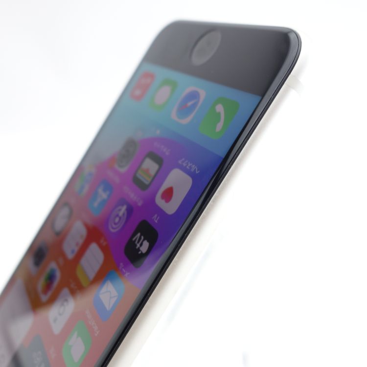 ��SIM�ե꡼��iPhoneSE3 64GB �������饤�� ����86�� �������¡�