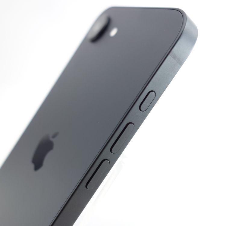 ��SIM�ե꡼��iPhone16e 128GB �֥�å� ����100�� ���������ݾ�