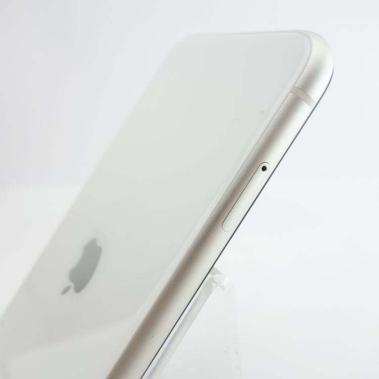 �ڥ���󥯡�iPhone11 64GB �ۥ磻�� ����100�� �������¡� ����������