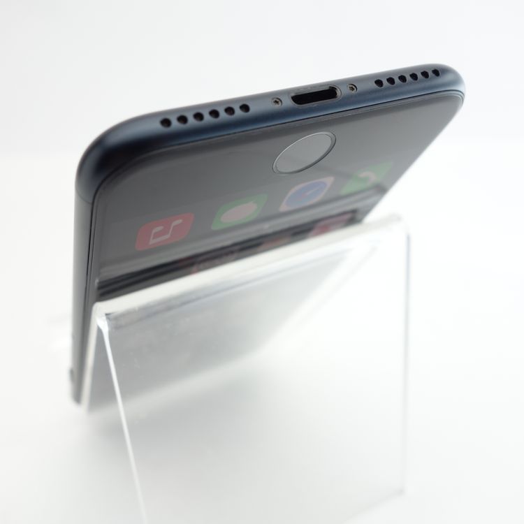 ��SIM�ե꡼��iPhoneSE3 64GB �ߥåɥʥ��� ����99�� �������¡�