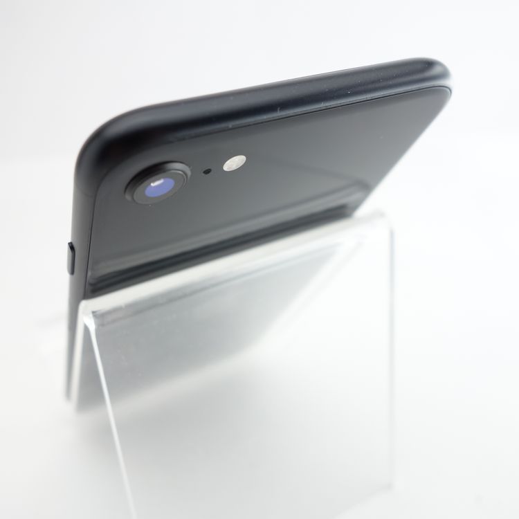 ��SIM�ե꡼��iPhoneSE2 64GB �֥�å� ����94�� �������¡�