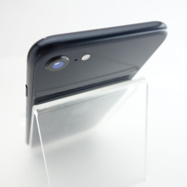 ��SIM�ե꡼��iPhoneSE3 128GB �ߥåɥʥ��� ����86�� �������¡�