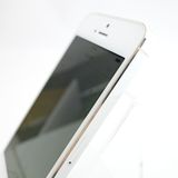 ��au��iPhone5 16GB �ۥ磻�� ����80�� �������¡� VoLTE���б����� ������