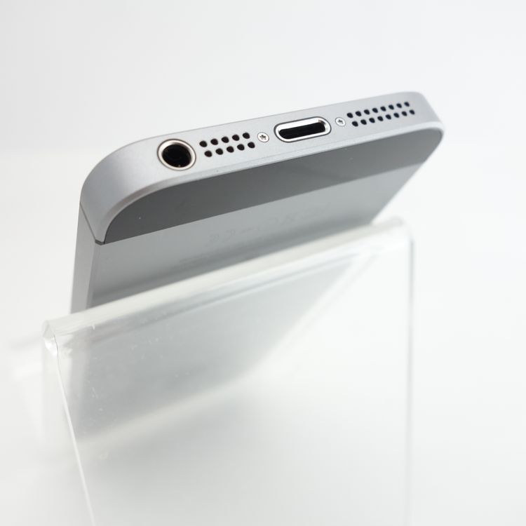 ��SIM�ե꡼��iPhoneSE 64GB ���ڡ������쥤 ����100�� Apple���ȥ���