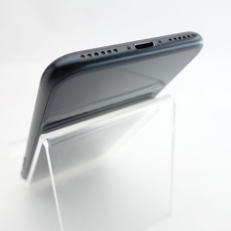 ��SIM�ե꡼��iPhoneSE3 64GB �ߥåɥʥ��� ����76�� �������¡�