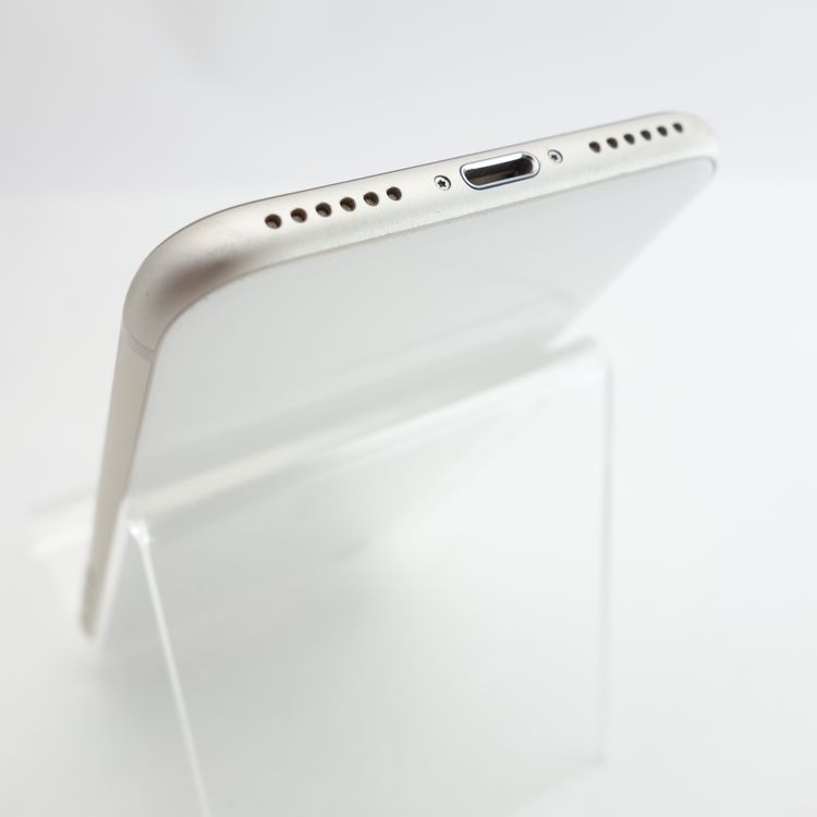 ��SIM�ե꡼��iPhoneSE3 64GB �������饤�� ����99�� �������¡�