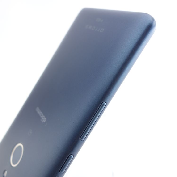 ��SIM�ե꡼��arrows Be3 F-02L �֥�å� �������¡� docomo��