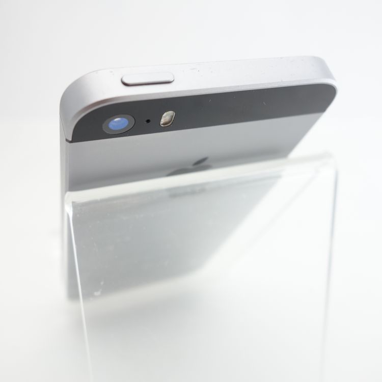 ��SIM�ե꡼��iPhoneSE 16GB ���ڡ������쥤 ����94�� �������¡�