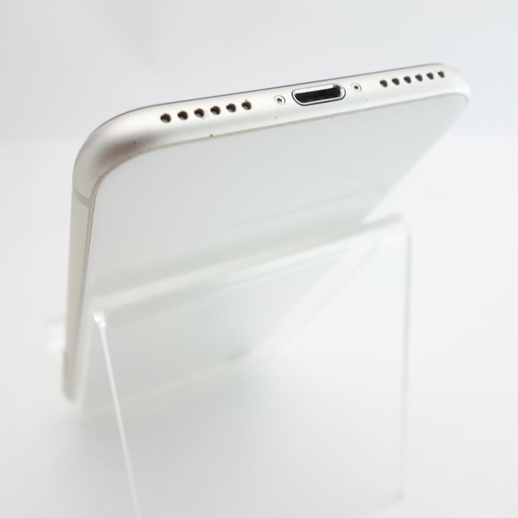 ��SIM�ե꡼��iPhoneSE3 64GB �������饤�� ����93�� �������¡�
