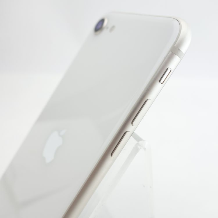 ��SIM�ե꡼��iPhoneSE3 64GB �������饤�� ����93�� �������¡�