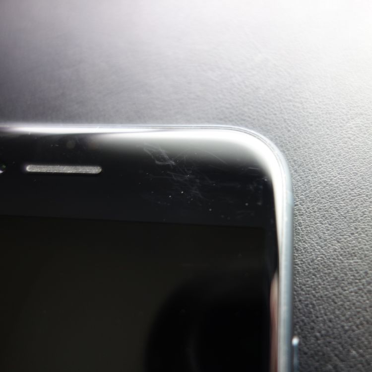 ��SIM�ե꡼��iPhoneSE3 64GB �ߥåɥʥ��� ����89�� �������¡�