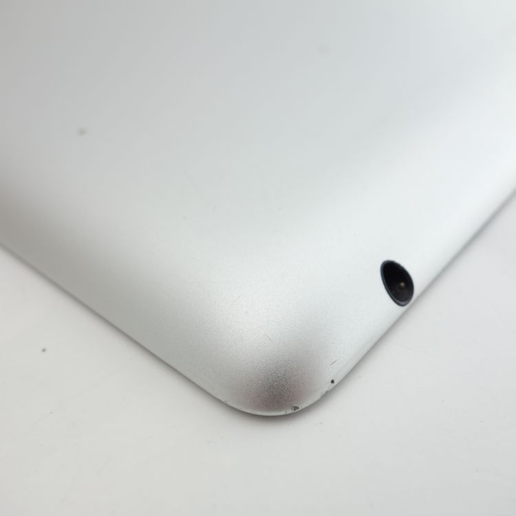 ��9.7�������iPad ��4���� 32GB �֥�å� ����81�� Wi-Fi��ǥ�