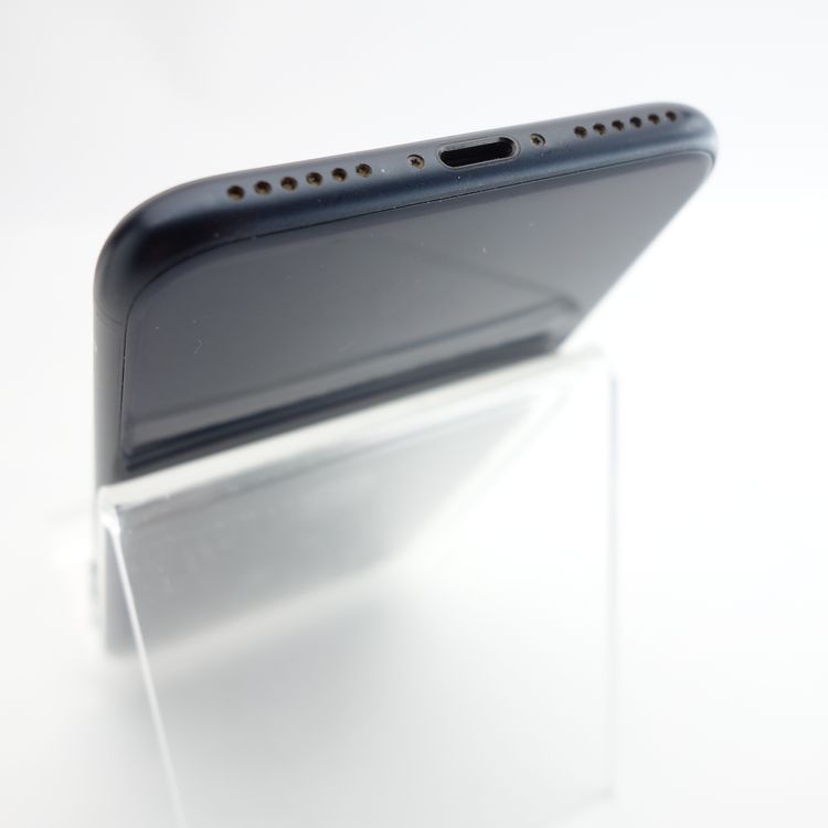 ��SIM�ե꡼��iPhoneSE3 64GB �ߥåɥʥ��� ����86�� �������¡�