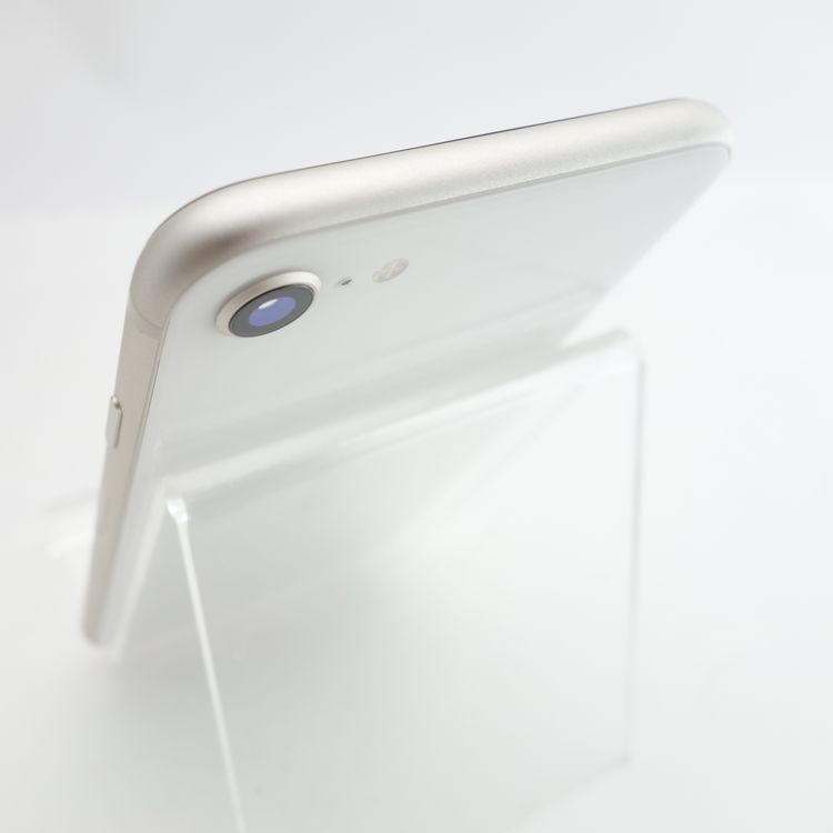 ��SIM�ե꡼��iPhoneSE3 64GB �������饤�� ����100�� �������¡�