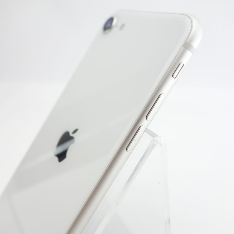 ��SIM�ե꡼��iPhoneSE3 64GB �������饤�� ����83�� �������¡�