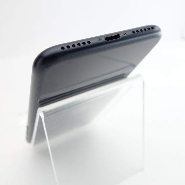 ��SIM�ե꡼��iPhoneSE3 64GB �ߥåɥʥ��� ����98�� �������¡�