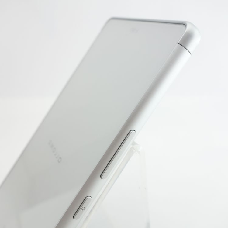 SIMե꡼arrows Be F-05J ۥ磻 ¡ docomo